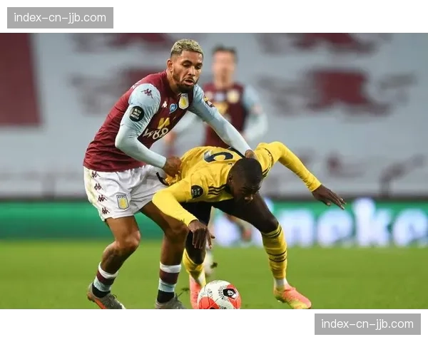 欧协联：阿斯顿维拉主场大胜阿贾克斯，占据晋级先机