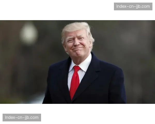 “华盛顿神秘人新帅首次接受媒体采访，阐述建队理念”